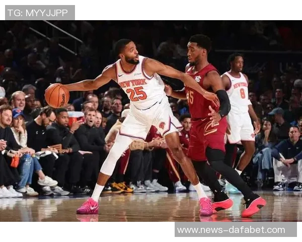 骑士第三节强势反弹单节狂砍37分追平尼克斯米切尔独得21分展现绝佳状态